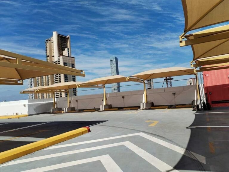 مظلة سيارة مودرن لحماية مركبتك بأناقة